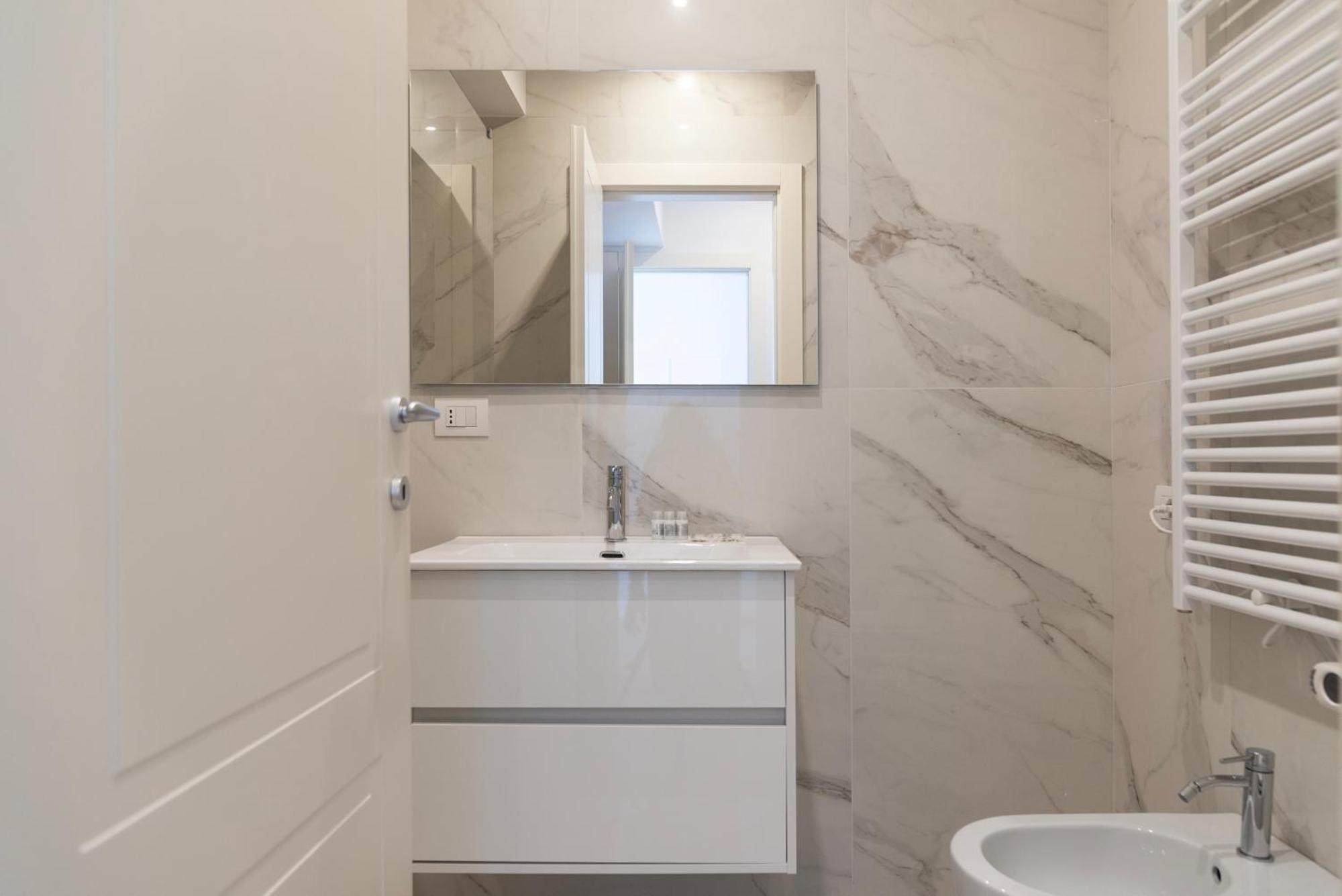 Apartment Youhosty - Bright Gioia Mailand