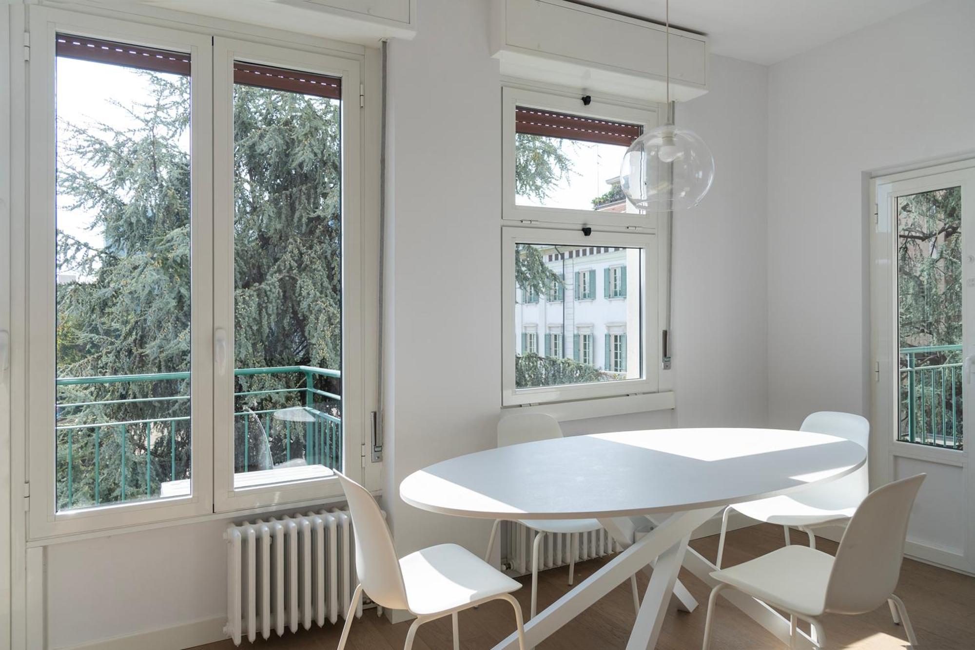 Youhosty - Bright Gioia Apartment